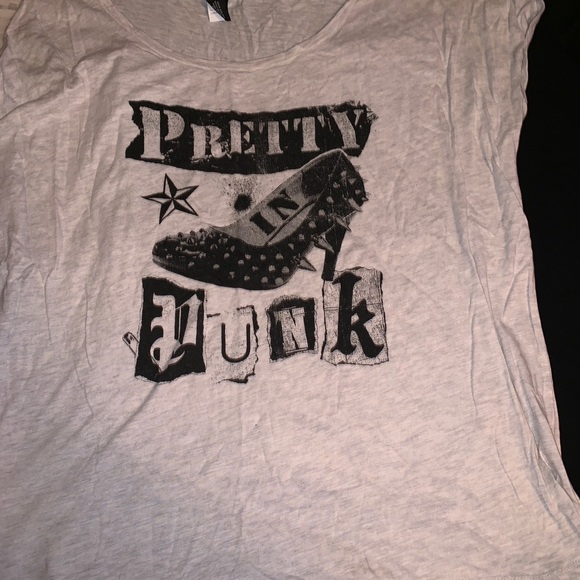 4 Graphic Tees❗️SOLD❗️ - Picture 2 of 4